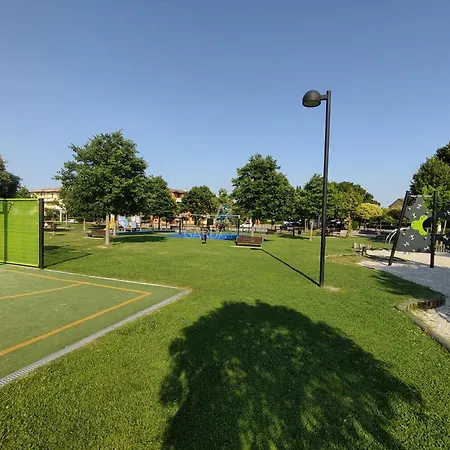 דירה New York Apartment-comfort E Relax A 200m Dal Lago סירמיונה